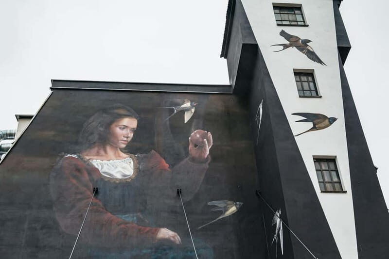 Dresden: Neustadt District Street Art Guided Walking Tour - Neustadt nightlife tips: what to do after the tour