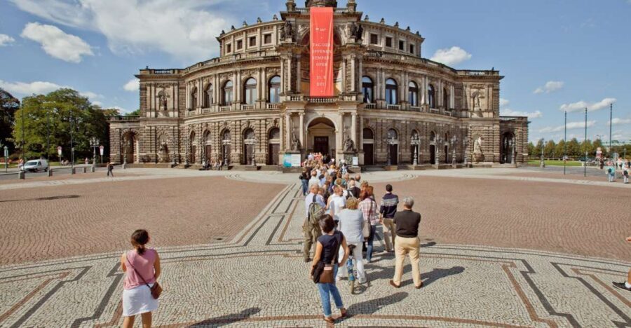 Dresden: Semperoper and Old Town Tour - Auditorium Acoustics: Why This Hall Sounds the Way It Does