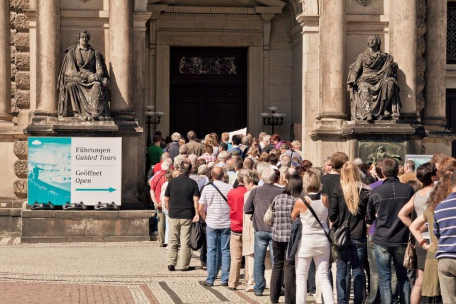 Dresden: Semperoper and Old Town Tour - Walking Route, Timing, and Photo Rules at a Glance