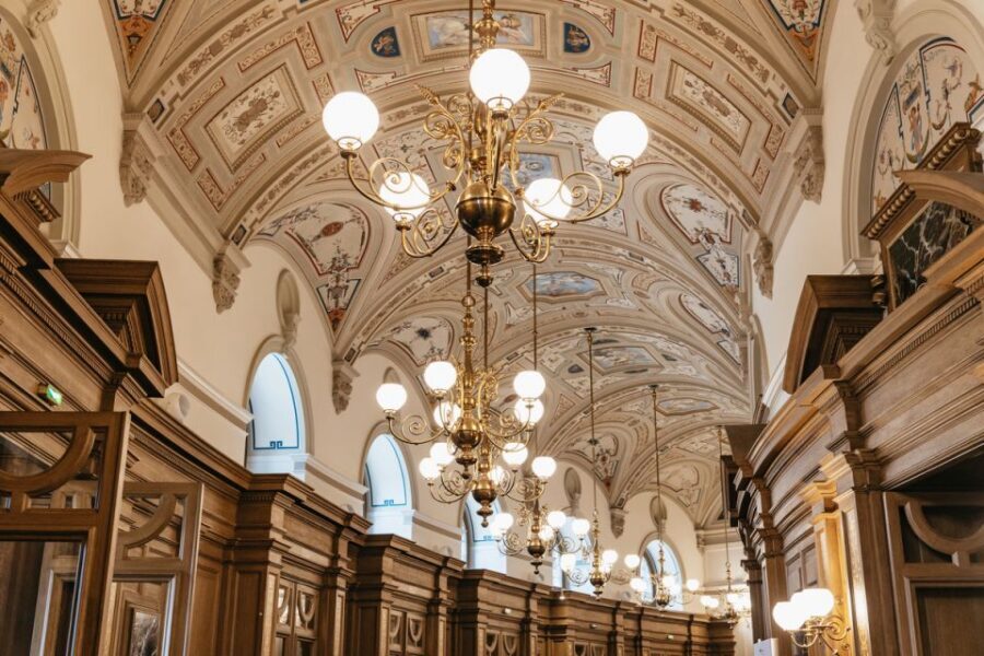 Dresden: Semperoper Tickets and Guided Tour - The auditorium acoustics lesson you won’t get from photos