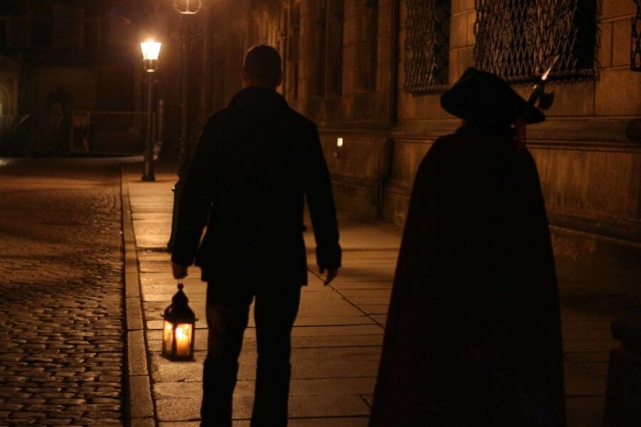 Dresden: The Original Night Watchman Tour in Lantern Light - Brühl’s Terraces: The “Wait, That View Is Good” Moment