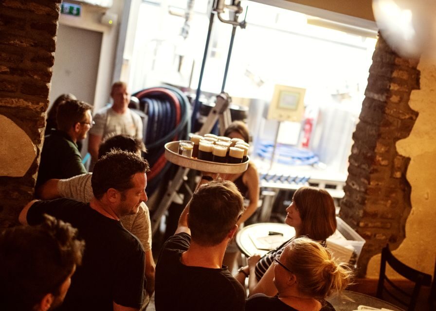 Düsseldorf: Brewery Tour with Alt Beer Tastings - The tastings: what 3 pours really buys you