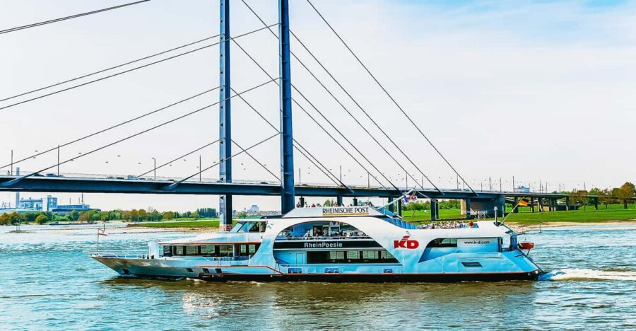Düsseldorf: City Sightseeing Cruise on the Rhine - The Bar and Optional Snacks: Plan Around What’s Included