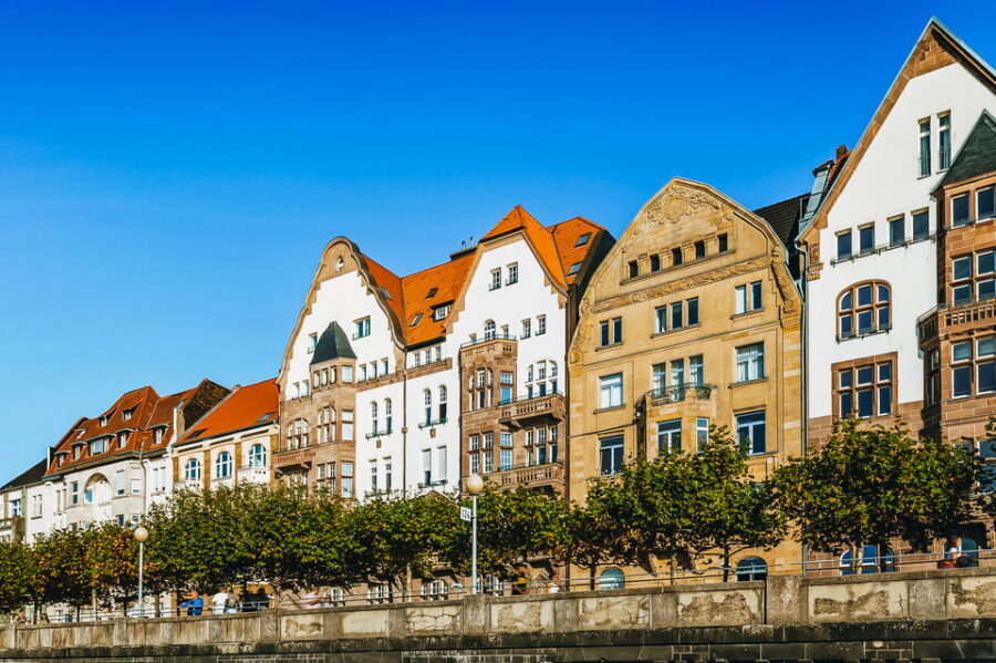 Düsseldorf: City Sightseeing Cruise on the Rhine - Time on the Water: Is One Hour Worth It?