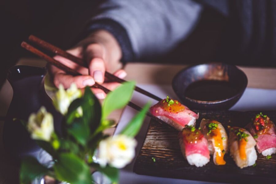 Düsseldorf: Sushi, Sake & Japanese Lifestyle Tour - The Sushi, Sake, and Matcha Question: How the Food Samples Work