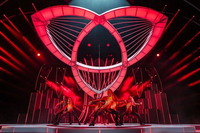 FALLING | IN LOVE Grand Show at Friedrichstadt-Palast Berlin - How the 3-Hour Run Feels in Real Life