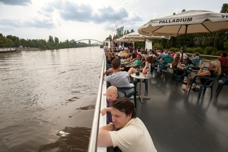 Frankfurt: 1-Hour Panorama Boat Cruise on the river Main - Who This Cruise Fits Best (and Who Should Skip It)
