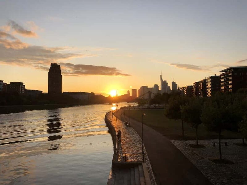 Frankfurt Card: Experience Frankfurt at the Best Price - Museum strategy: pick 2–4 stops and use the discount ladder