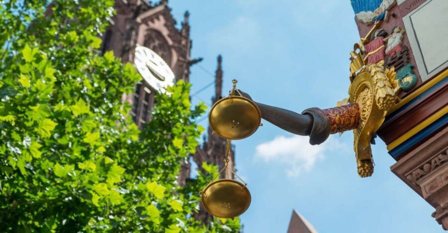 Frankfurt: New Old Town and Highlights German-Language Tour - Key Tour Takeaways