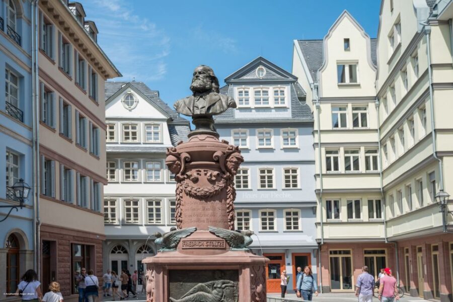 Frankfurt: New Old Town and Highlights German-Language Tour - Why Frankfurt’s Rebuilt New Old Town Feels Special
