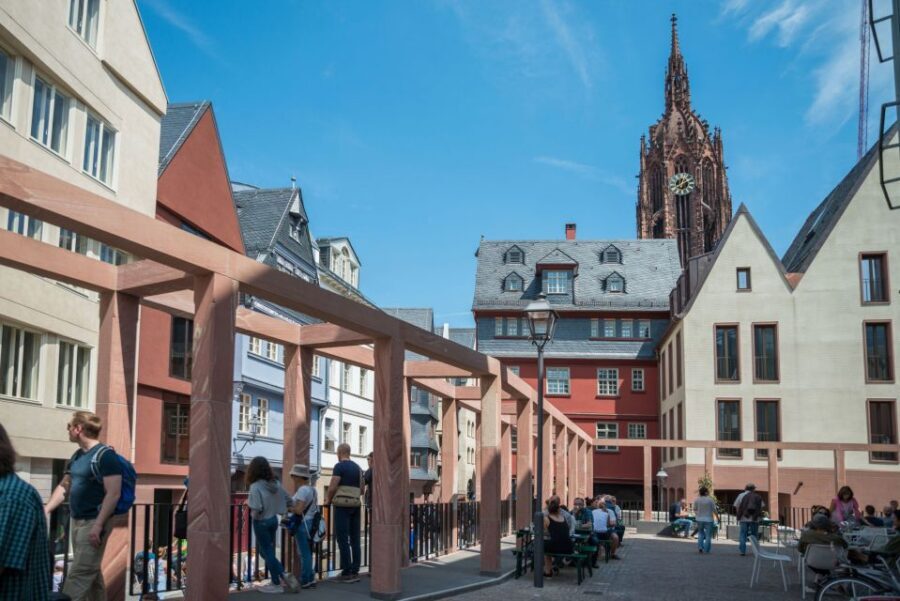 Frankfurt: New Old Town and Highlights German-Language Tour - The Half-Timbered Lanes: A Walk That Teaches You to Look