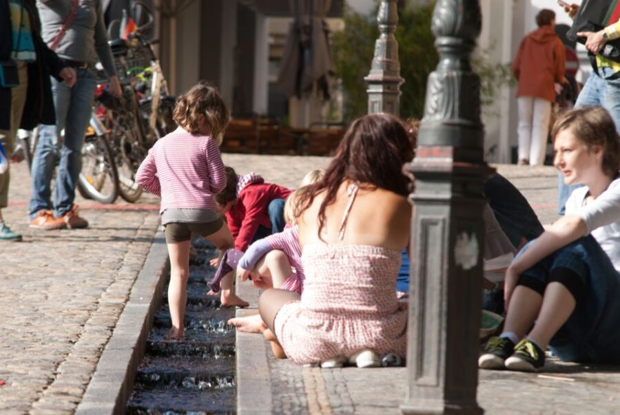 Freiburg: Gässle, Bächle and More City Tour - The guide factor: storytelling that makes Freiburg stick