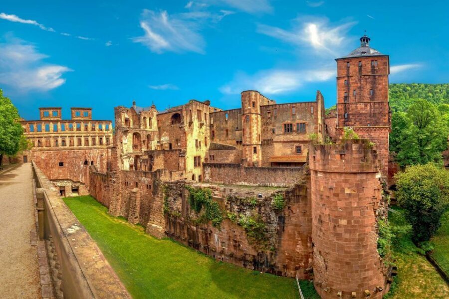 From Frankfurt: Heidelberg, Castle and Old City Guided Tour - How the day starts in Frankfurt (and where you must meet)