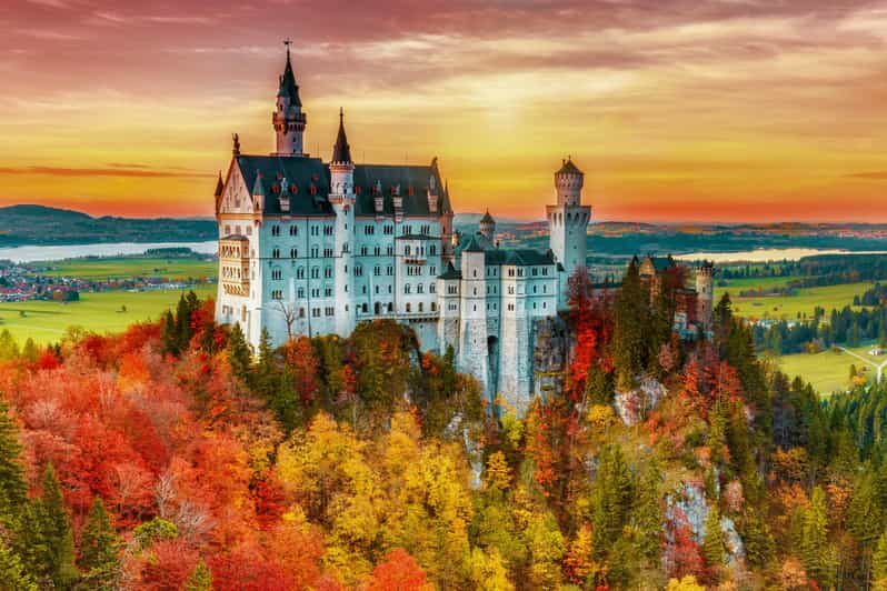 From Hohenschwangau: Tour to Neuschwanstein Castle - Quick hits before you go