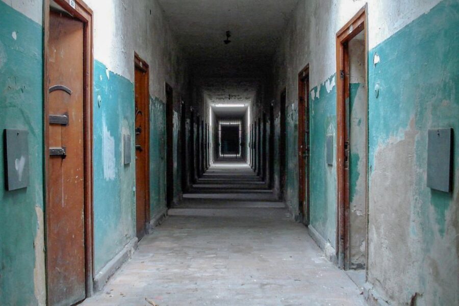 From Munich: Dachau Memorial Site Day Tour - Gas Chambers, Barracks, and Cells: The Preserved Spaces You’ll Learn to Read