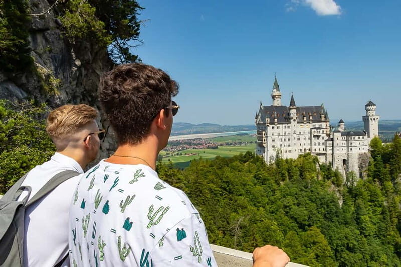 From Munich: Neuschwanstein & Linderhof Castle Full-Day Trip - Oberammergau: A Pass-By So You Don’t Lose Your Castle Slots