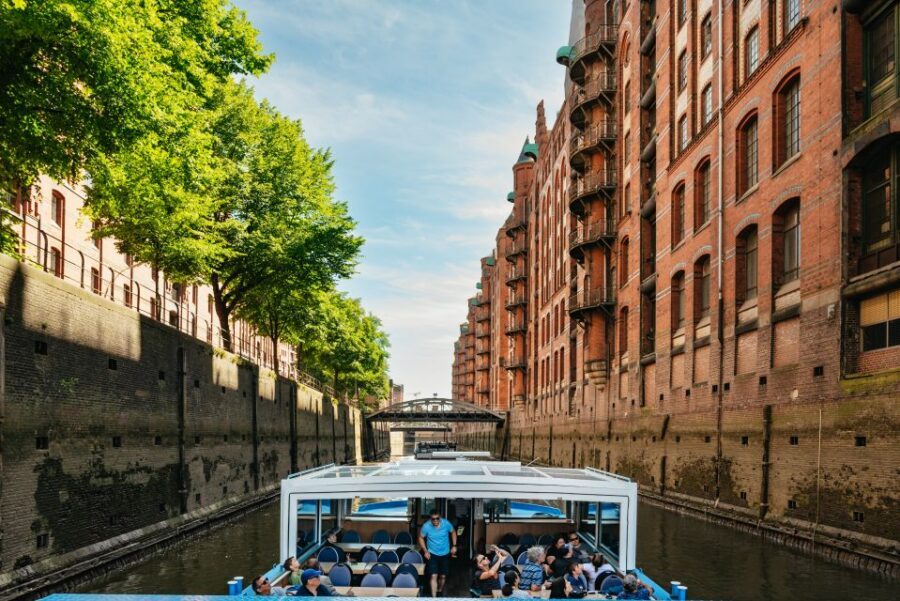 Hamburg: 1.5-Hour Harbor and Speicherstadt Day Cruise - Meeting at Überseebrücke and Boarding the Barkasse