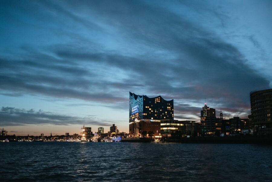 Hamburg: 1-Hour Evening Harbor Lights Cruise - A One-Hour Harbor Lights Cruise for $30 That Actually Fits Your Schedule