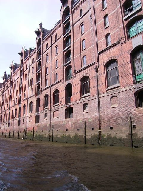 Hamburg: 1-Hour Harbor Cruise - Blohm and Voss Shipyard: Seeing Industrial Hamburg Close-Up