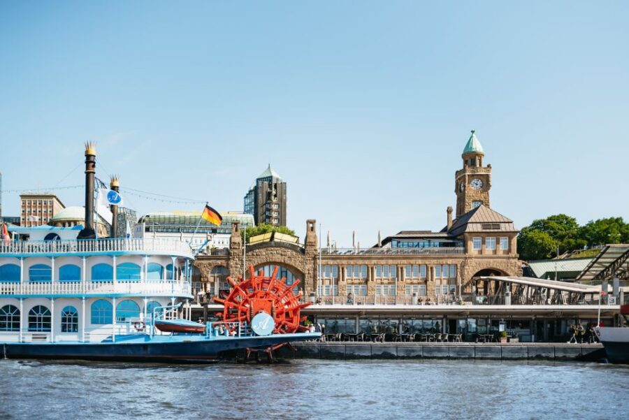 Hamburg: 1-Hour Harbor Sightseeing Cruise with HafenCity - Onboard comfort: sun deck glass roof and a heated lounge