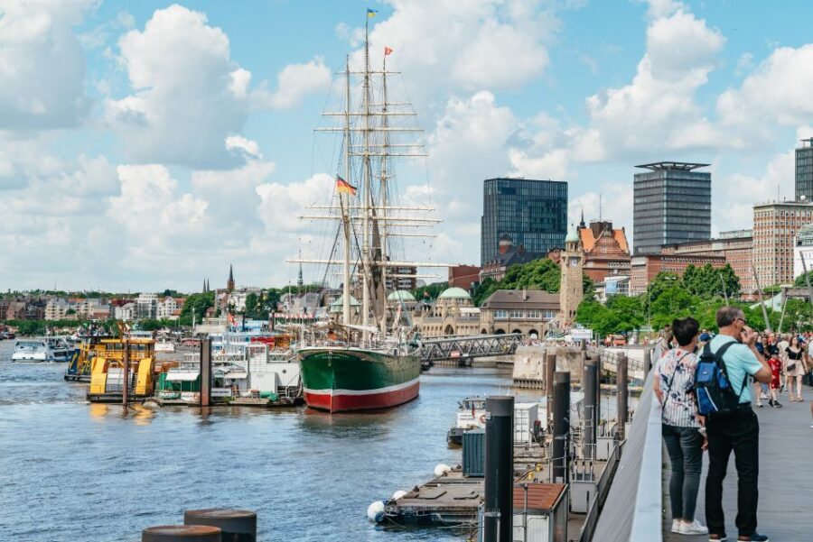 Hamburg: 1-Hour Harbor Sightseeing Cruise with HafenCity - Speicherstadt: the historic warehouse district, and a tide reality check