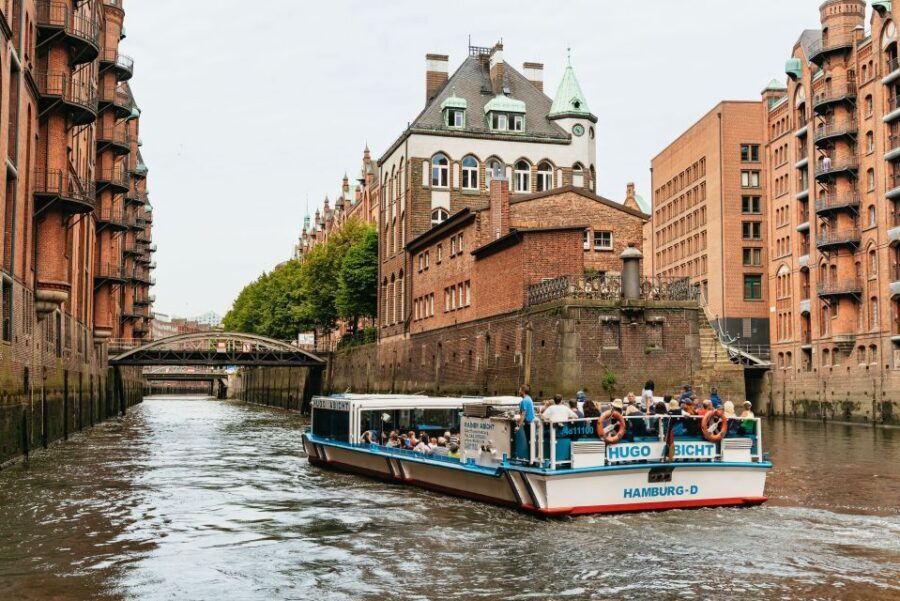 Hamburg: 2-Hour XXL Port of Hamburg Cruise Tour - The Locks and Canals: The Part That Explains Everything