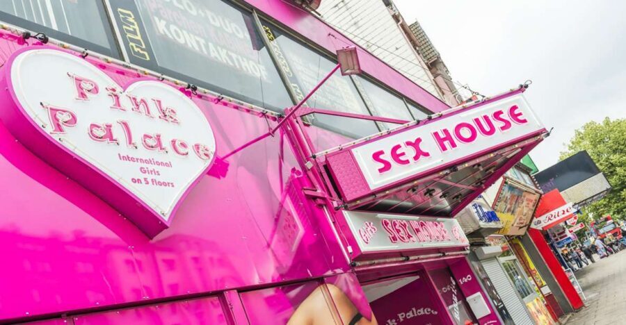 Hamburg: Adults Only Reeperbahn Tour - Key Highlights You’ll Actually Notice