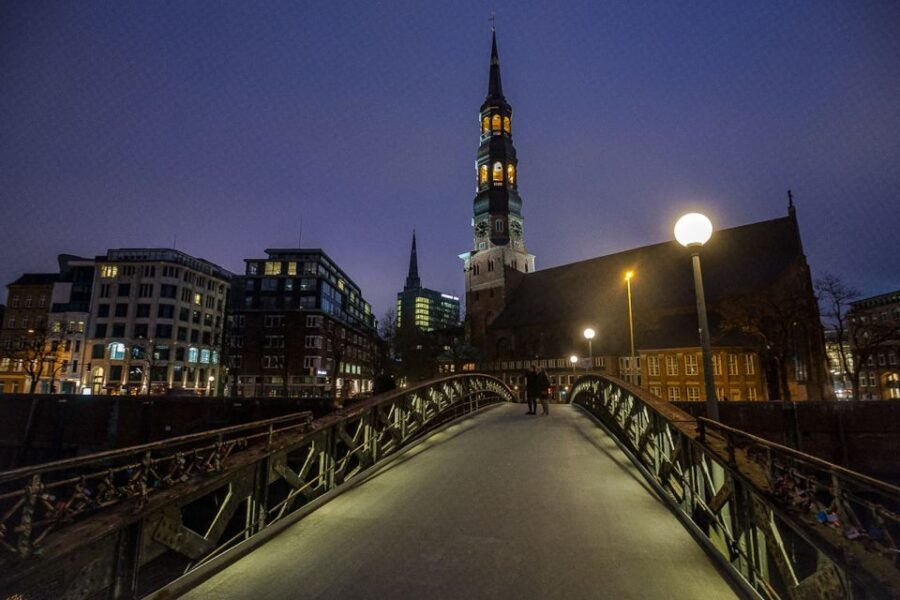 Hamburg: Eerie Speicherstadt Tour - Key highlights at a glance