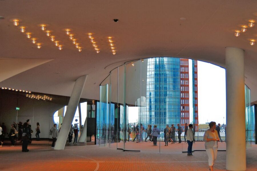 Hamburg: Elbphilharmonie Plaza, Highlights & Surroundings - Who Should Book This Elbphilharmonie Plaza Tour?