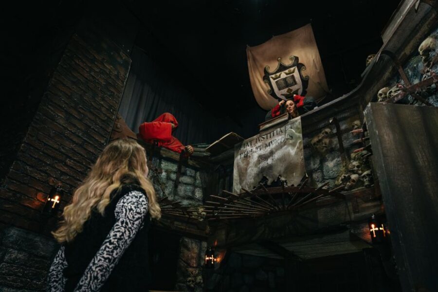 Hamburg: Hamburg Dungeon Admission Ticket - Hamburg Dungeon in Speicherstadt: What You’re Really Walking Into