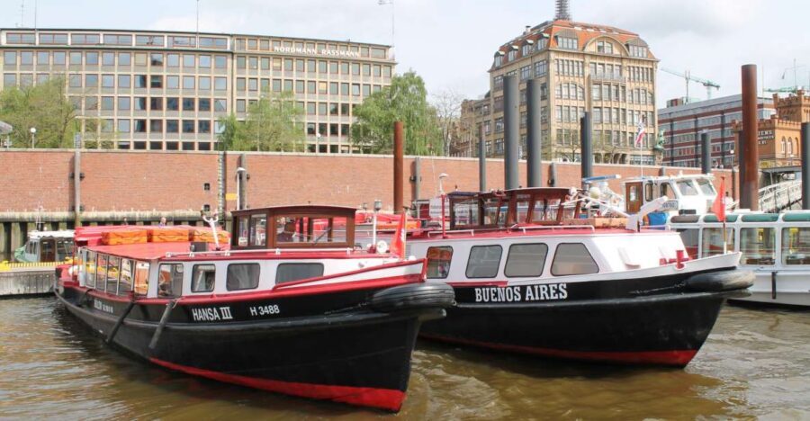 Hamburg: Harbor Cruise - Getting to Kajen 1: the easiest start near Speicherstadt