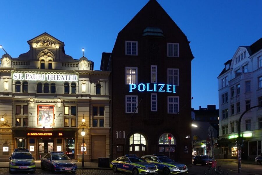 Hamburg: In the Footsteps of "Olivia" Reeperbahn Tour - Who this tour suits best (and who should skip it)
