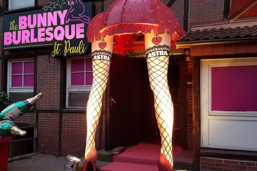 Hamburg: In the Footsteps of "Olivia" Reeperbahn Tour - A few practical tips before you go