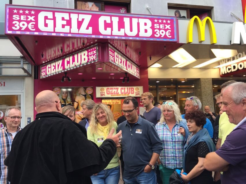 Hamburg: Original Kiez Tour in German with Eddy Kante - Biker gangs, club life, and the rules behind joining