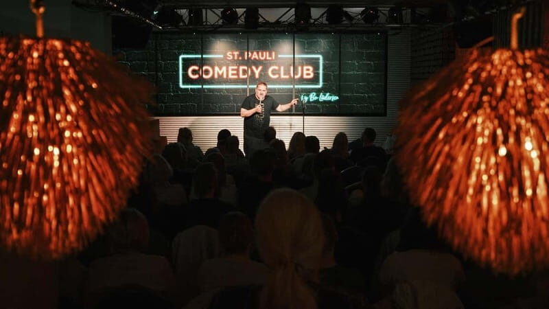 Hamburg: St. Pauli Comedy Club - The Welcome Schnapps: A Small Extra That Changes the Mood