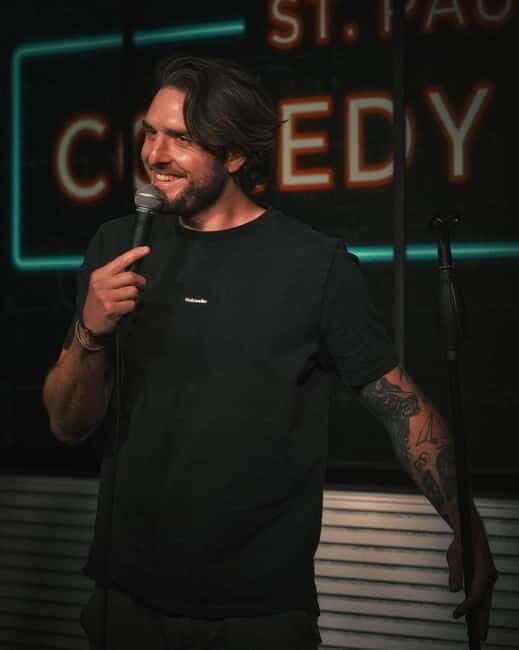 Hamburg: St. Pauli Comedy Club - What the Temporary Move to Reeperbahn Means for Your Night