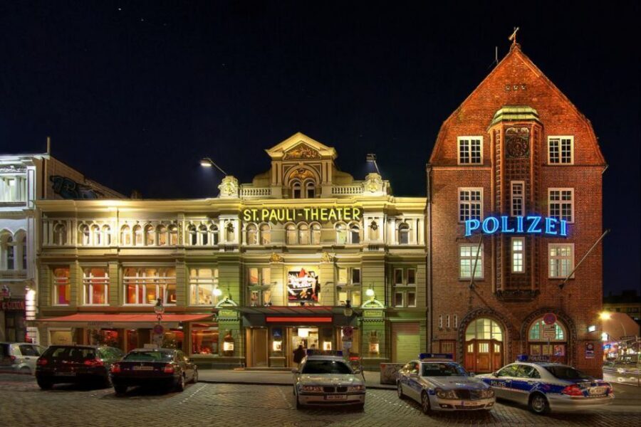 Hamburg: St. Pauli Highlights Guided Tour with Beer for 18+ - Davidwache Police Station: How It Changes the Way You See St. Pauli