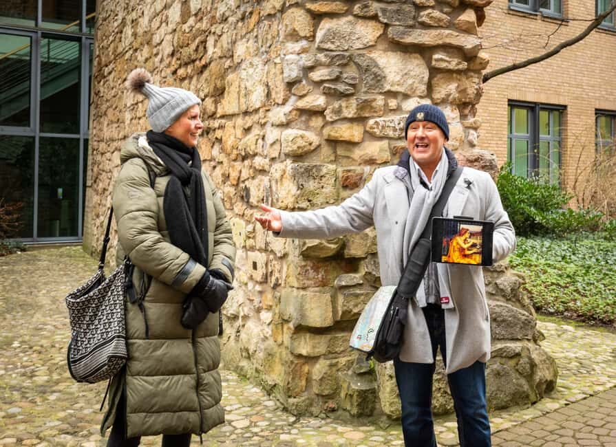 Hannover: Crime Walking Tour - Stop-by-stop: Georgsplatz, Leibnizufer, Hanebuth-Gang, Clevertor Prison, Kröpcke