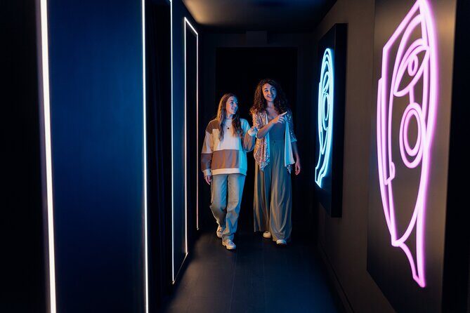 IKONO Berlin. Immersive Experience - Who Should Go (and who should double-check accessibility)