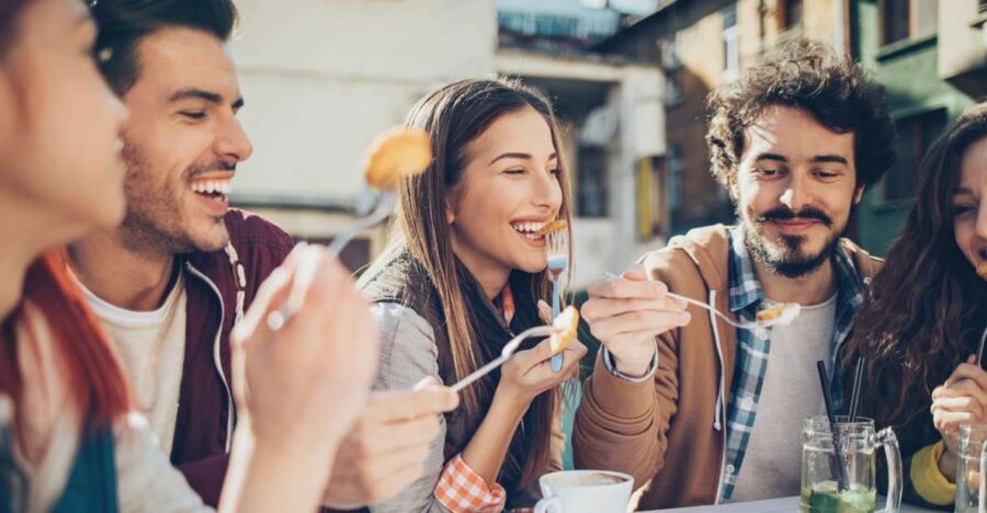 Kreuzberg: Culinary Food Tour - The meeting at Kotti: orientation plus an immediate sense of place