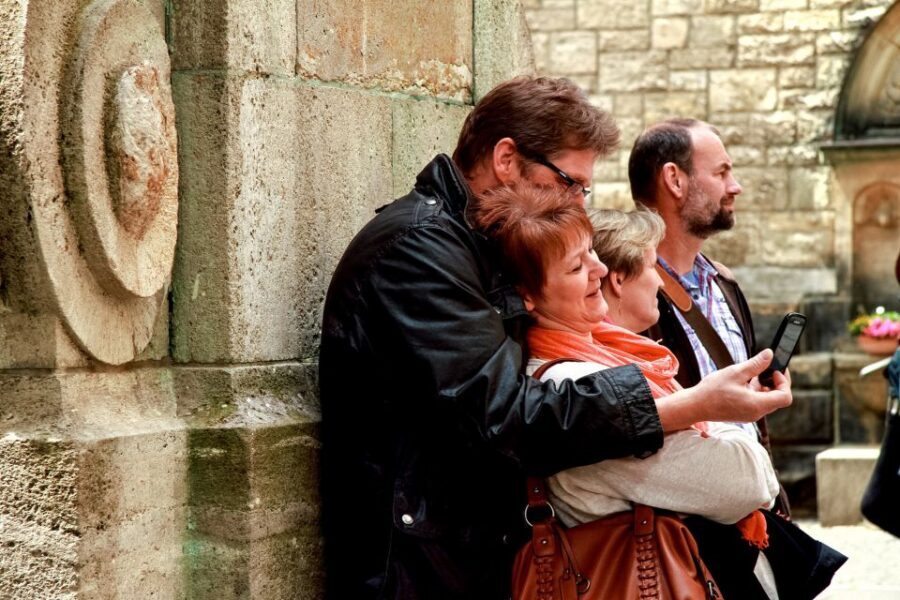 Leipzig: 1.5-Hour Historical Walking Tour in German - Price and value: $17 for a guided cultural sweep