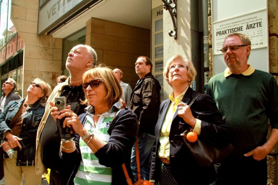 Leipzig: 1.5-Hour Historical Walking Tour in German - Opera House, Gewandhaus, and the institutions you’ll pass by on foot