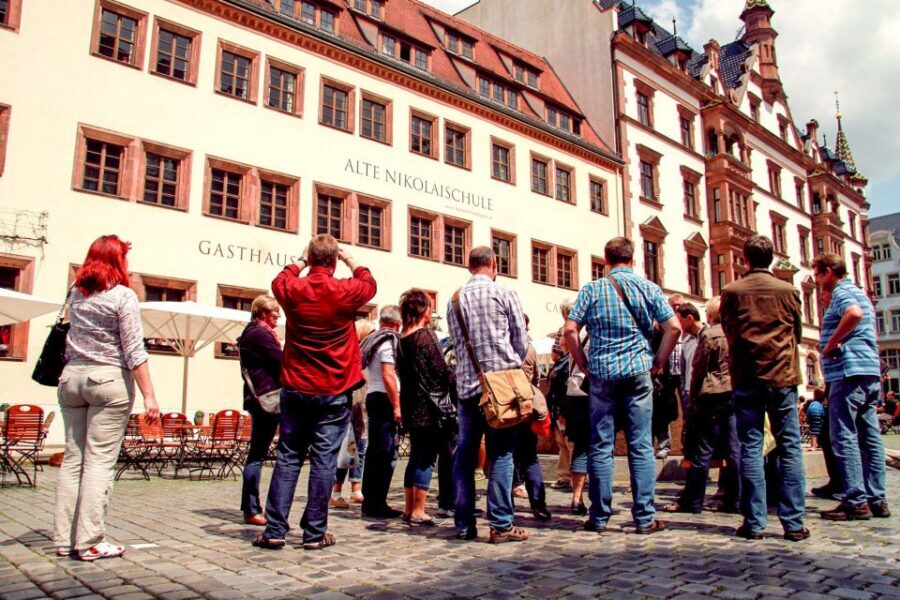 Leipzig: 1.5-Hour Historical Walking Tour in German - Old Town Hall: listening for meaning in the city center