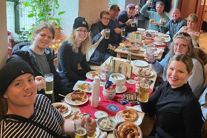 Lunch Like a Local: Munich's ORIGINAL Viktualienmarkt Food Tour - Marienplatz meetup: where your guide sets the tone