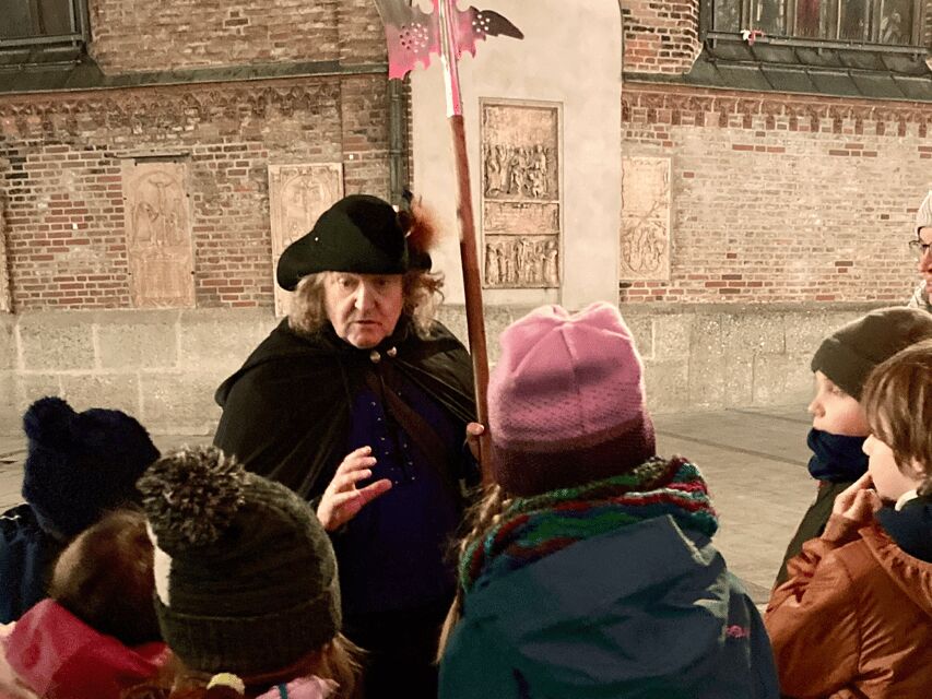München: Der Nachtwächter für Kinder - Führung auf Deutsch - St. Peter’s Church: why this stop matters beyond a photo