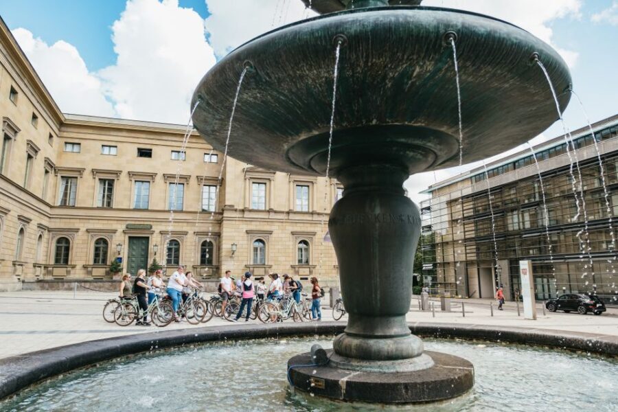 Munich 3-Hour Guided Bike Tour - Pinakothek der Moderne and Schwabing: art-city Munich has a pulse
