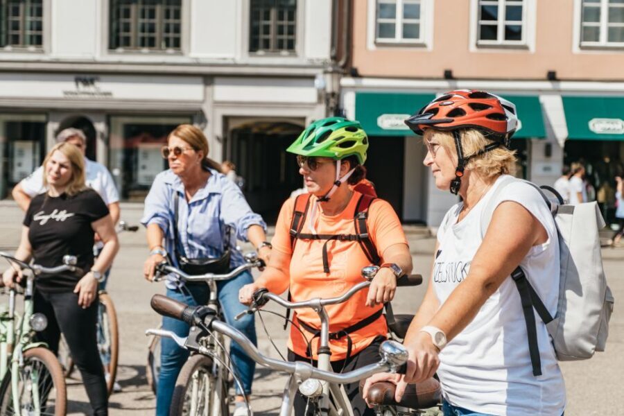 Munich 3-Hour Guided Bike Tour - Marienplatz to Hofbräuhaus: old town right where the action is