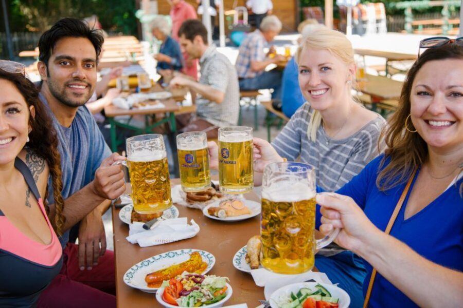 Munich: Bike Tour with Beer Garden Break - Odeonsplatz and the Munich Residenz area: royal scale meets hard history