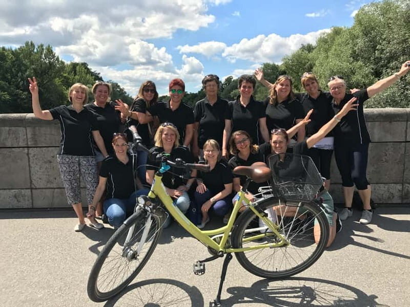 Munich by Bike: Half-Day Tour with Local Guide - Königsplatz and Odeonsplatz: Ludwig I’s royal squares