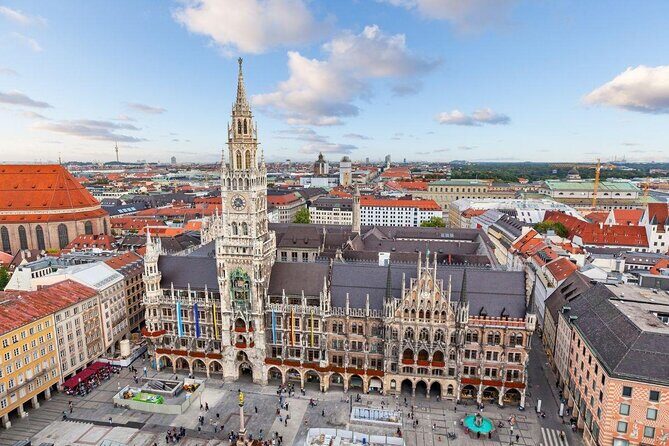 Munich Ghosts and Spirits Evening Walking Tour - Night Walking in Munich: why this tour’s timing works